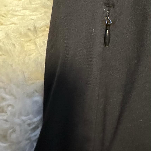 ATHLETA BLACK Spandex Skort Zippered Pocket Sz. Medium - Picture 7 of 7